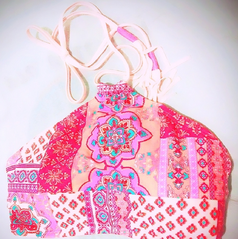 Halter bikini top
